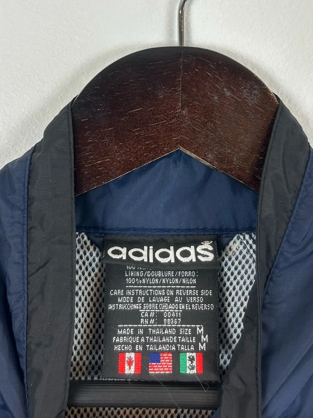 adidas 90's VTG Navy Blue Windbreaker with White Chevron Stripes Size Medium